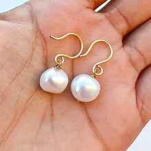 Load image into Gallery viewer, Diana Pearl Earrings
